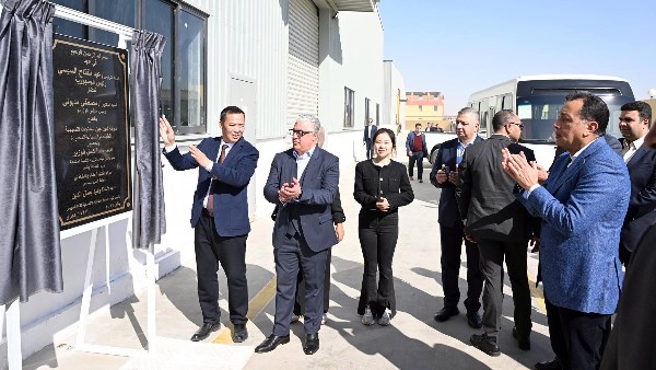 رئيس الوزراء يفتتح مجمع "شين جين" للمنسوجات بالمنطقة الاقتصادية لقناة السويس