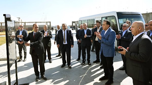 رئيس الوزراء يفتتح مشروع "كامستون" للصناعات المتطورة بمنطقة السخنة الصناعية