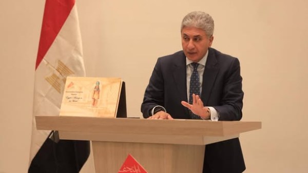  شريف فتحي وزير السياحة والآثار