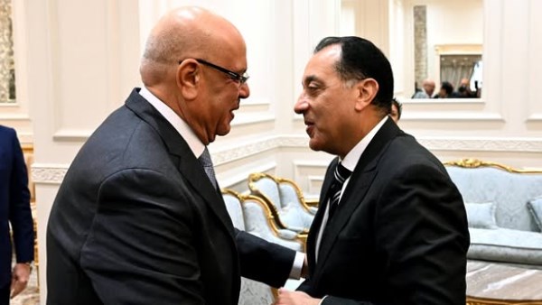 رئيس الوزراء يهنئ المستشار هشام بدوي رئيس مجلس النواب بتولي مهام منصبه