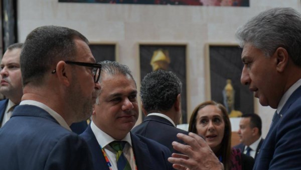 وزير السياحة والآثار