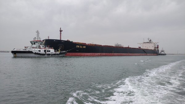 سفينة الصب الجاف (ZHI DA 88)