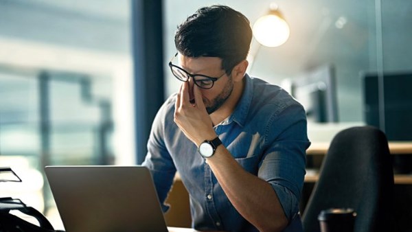 موظف - ارشيفية