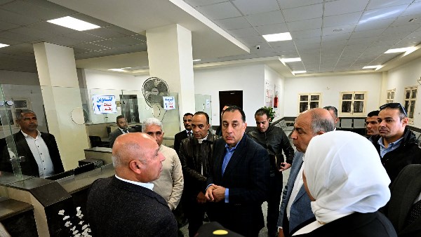 جانب من الجولة التفقدية للرئيس الوزراء 