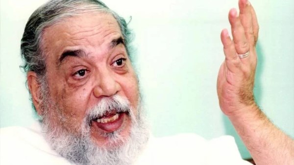 الفنان الراحل علي حسنين 