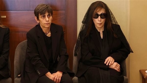 فيروز وابنتها ريما الرحباني في جنازة نجلها الراحل هلي الرحباني