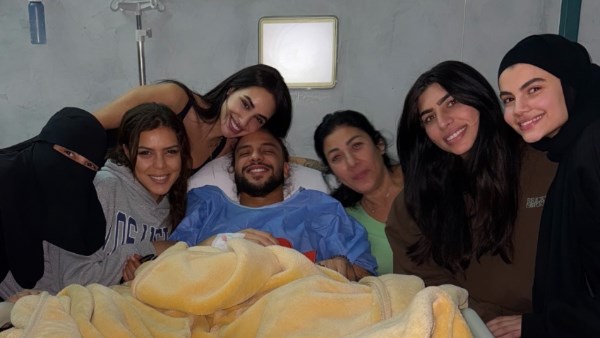 محمد السباعي داخل المستشفى