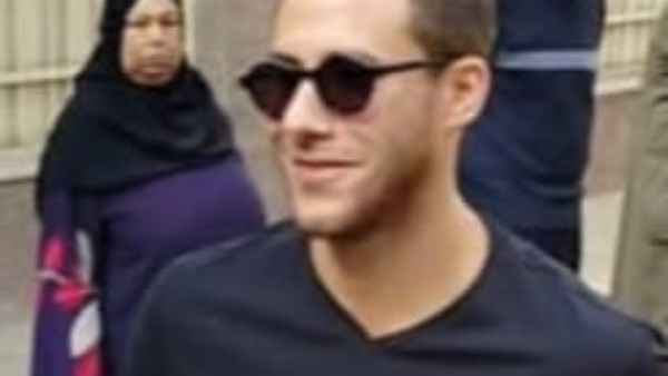 المستشار القانوني للأهلي يصل محكمة الجيزة للدفاع عن اللاعب رمضان صبحي بعد حبسه سنة