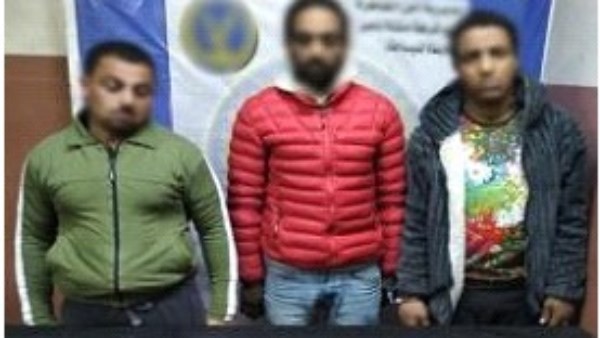 سقوط تشكيلات عصابية تخصصت في سرقة المساكن والهواتف والمواطنين بالقاهرة