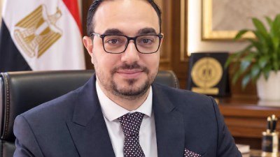 وزير الصحة يتابع حادث الفيوم.. مصرع 13 وإصابة 33 بطريق أسيوط الغربي