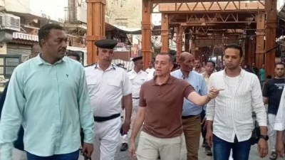 محافظ أسوان يكلف رئيسًا جديدًا لحي غرب وينقل رئيس الحي الحالي