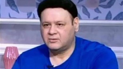 عمرو يسري