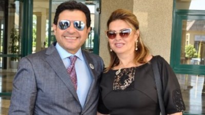 هاني شاكر وزوجته