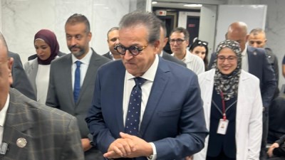 خلال تفقد وزير الصحة لمستشفى الجلاء التعليمية اليوم 