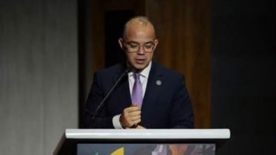 وزير الاستثمار والتجارة الخارجية
