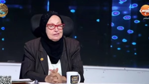 شقيقته