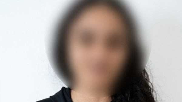 صاحبة الفيديو