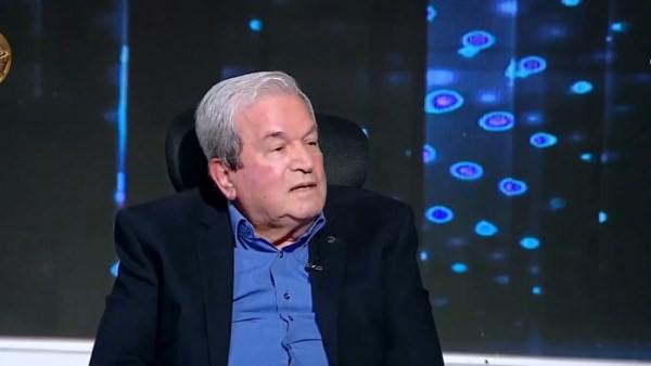  الدكتور معتز خورشيد