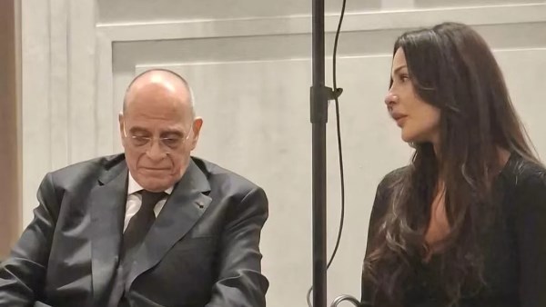 واجب العزاء للمنتج صادق الصباح،