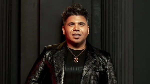 الفنان مصطفى كامل