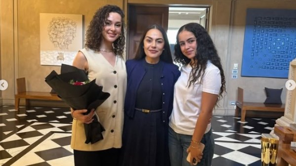 النجمة شريهان و شيرين أحمد 