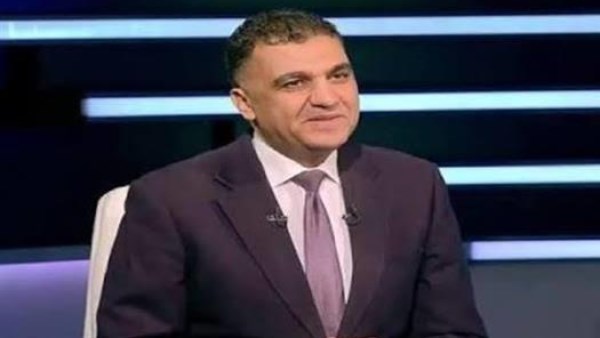 الدكتور أحمد الشحات