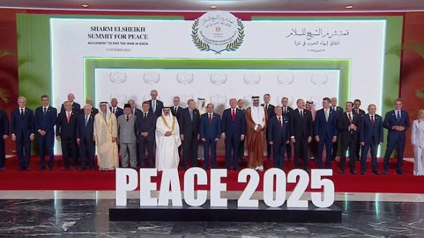 قمة السلام - صورة ارشيفية 