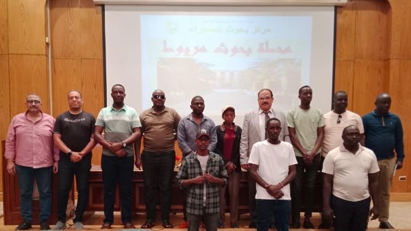 بحوث الصحراء يستقبل وفدًا أوغنديًا للتدريب على الإنتاج النباتي والحيواني بمريوط