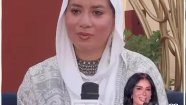 دينا هشام ابنة هبة قطب 