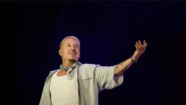 نجوم عالميون يتضامنون مع فلسطين في حفل ماكليمور