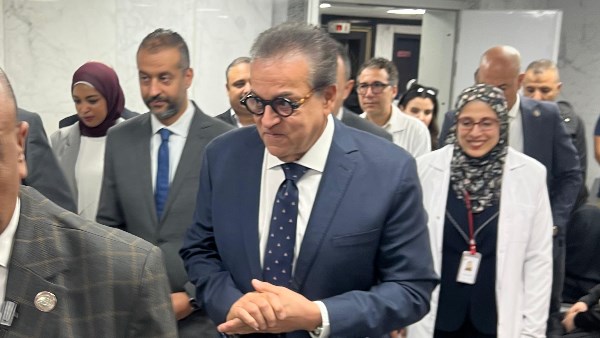 خلال تفقد وزير الصحة لمستشفى الجلاء التعليمية اليوم 