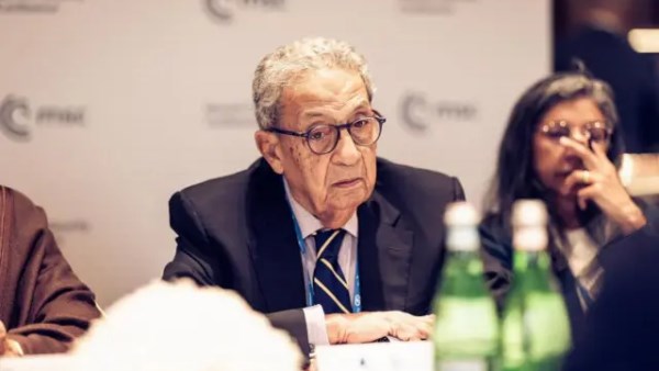 عمرو موسى