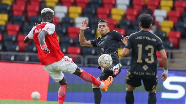 الأهلي وكيتارا