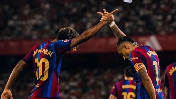 برشلونة