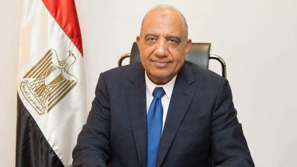 الدكتور محمود عصمت، وزير الكهرباء والطاقة المتجددة