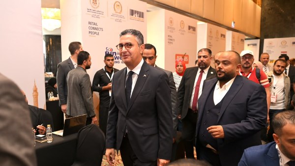 وزير التموين