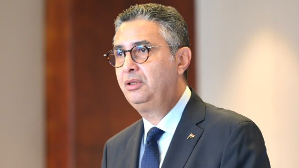 وزير التموين