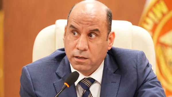 وزير العمل 