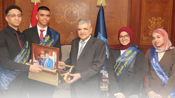 جانب من التكريم