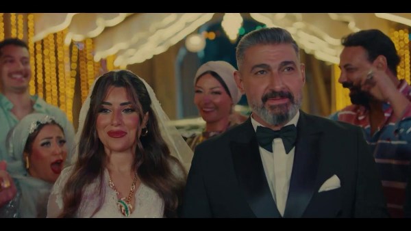 الفنانة آيتن عامر و ياسر جلال