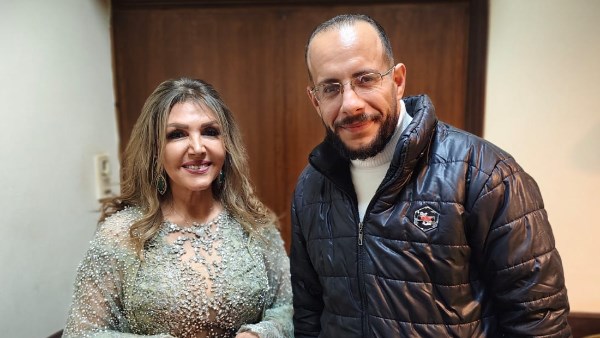 مدير مكتب موقع بصراحة بالإسكندرية مع الفنانة نادية مصطفى 