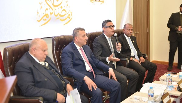 جانب من الاجتماع 