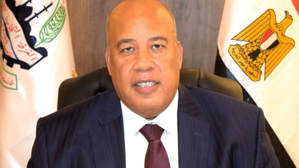  أيمن العشري