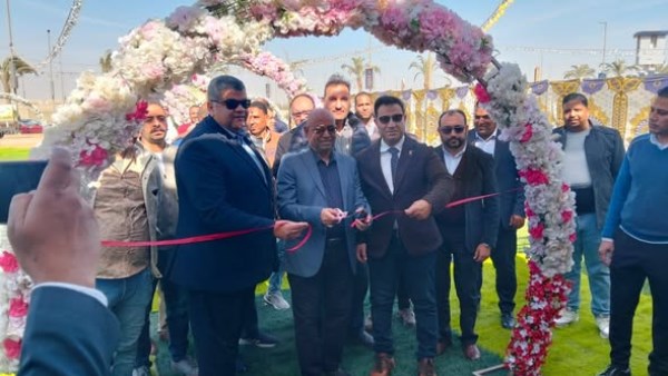 جانب من الافتتاح 