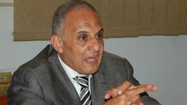 اللواء طارق خضر، أستاذ القانون الدستوري