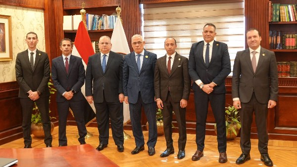  النائب العام يشيد بارتفاع نسب إنجاز قضايا الأسرة خلال لقاء قيادات الاستئناف