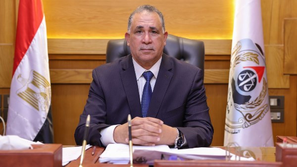 عبدالحليم علام نقيب المحامين