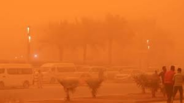 العواصف الترابية 