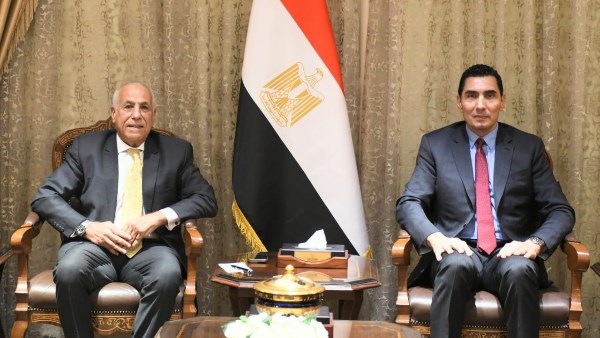 اللقاء بين لبيب وجوهر نبيل 