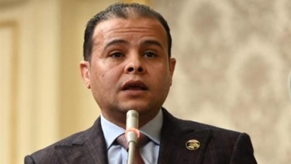 لنائب مدحت الكمار